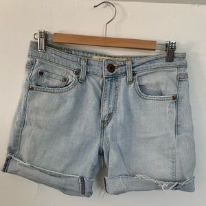 Levi’s cutoff jean shorts